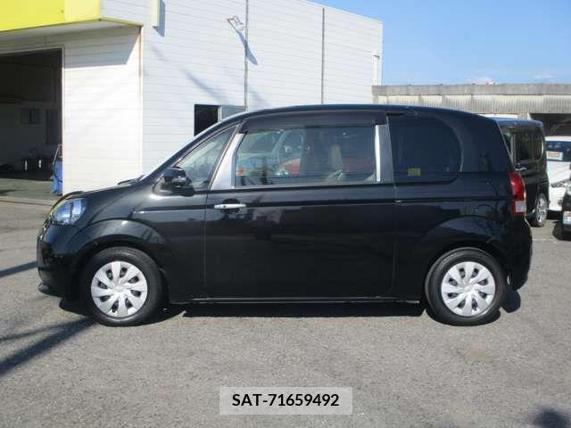 Toyota PORTE 2014-03 313677-7
