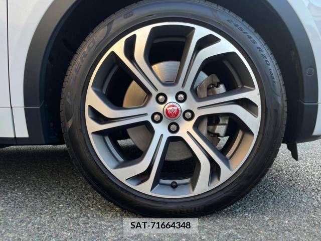 Jaguar E-PACE 2018-09 315782-11
