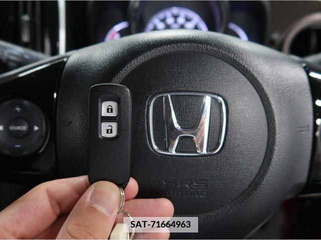 Honda N-ONE 2016-09 365245-19