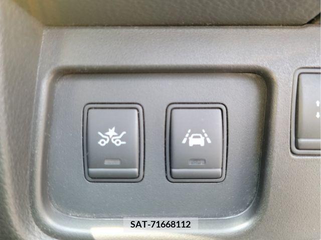 Nissan SERENA 2015-03 305761-10