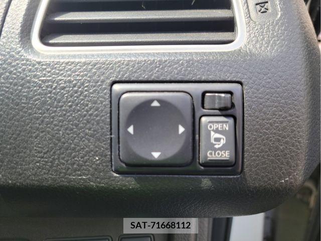 Nissan SERENA 2015-03 305761-8