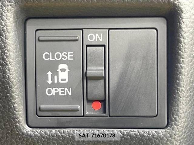 Honda N BOX CUSTOM 2019-08 349561-2