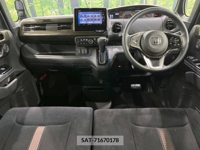 Honda N BOX CUSTOM 2019-08 349561-1