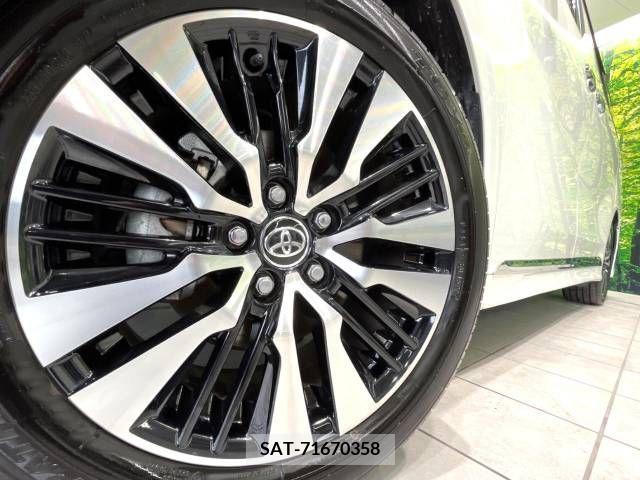 Toyota ALPHARD 2022-04 333345-13