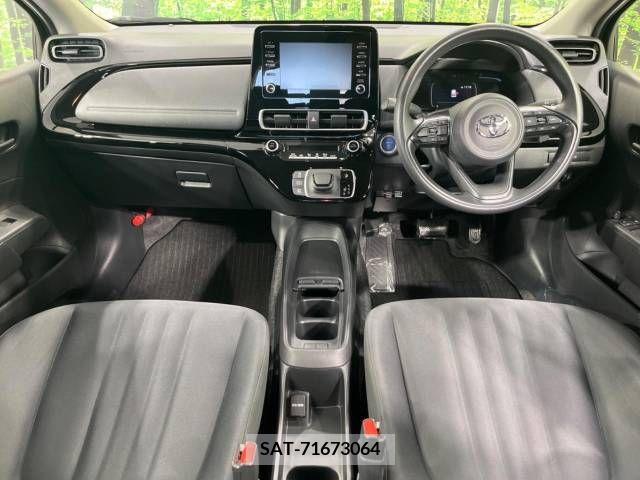 Toyota AQUA 2023-07 356150-1