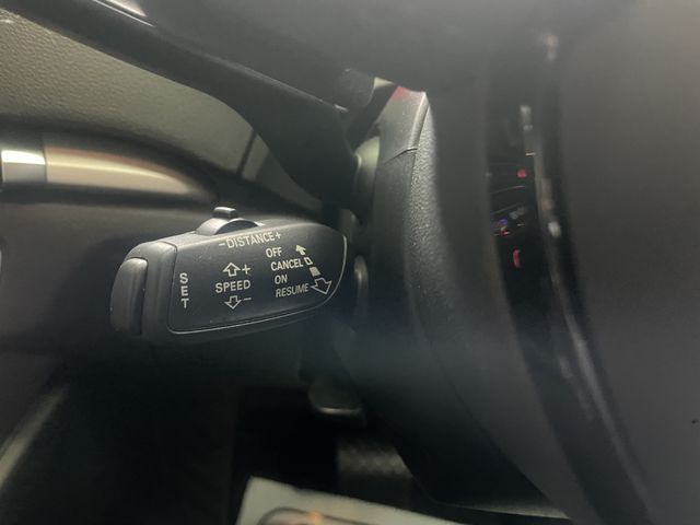 Audi A3 SEDAN 2015-06 1028-8