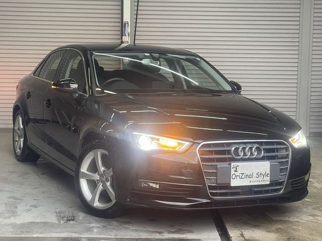 Audi A3 SEDAN 2015-06 1028-0