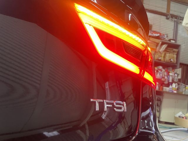 Audi A3 SEDAN 2015-06 1028-22