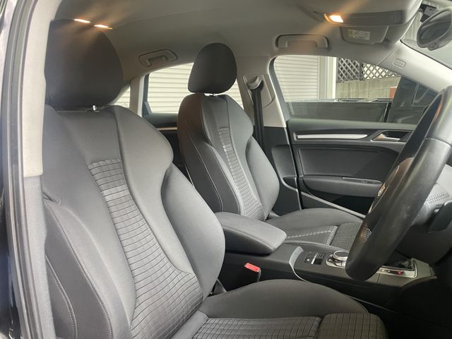 Audi A3 SEDAN 2015-06 1028-3