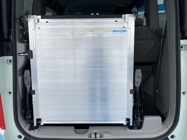 Honda e 2015-11 25387-10