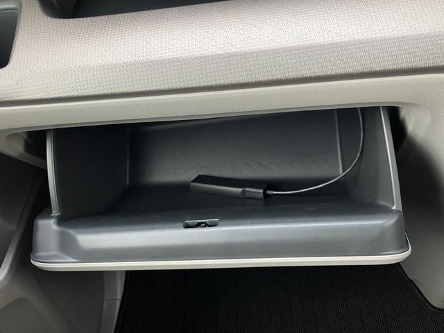 Honda e 2015-11 25387-27