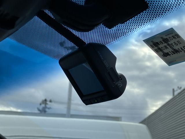Honda e 2015-11 25387-22