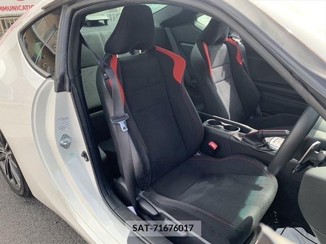 Toyota 86 2015-10 270902-20