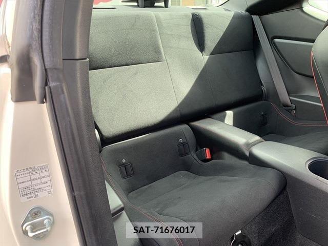 Toyota 86 2015-10 270902-21