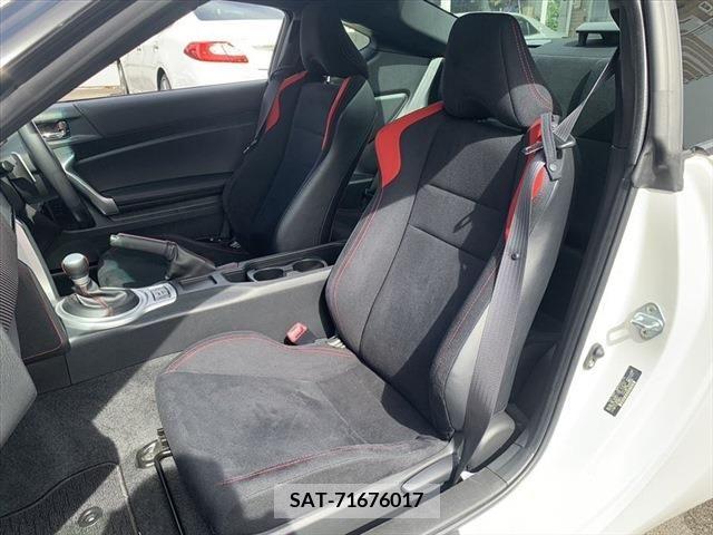 Toyota 86 2015-10 270902-22