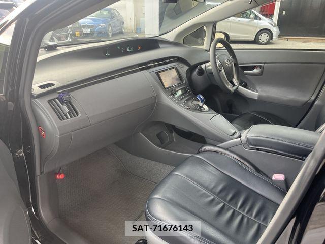 Toyota PRIUS 2011-09 393326-10