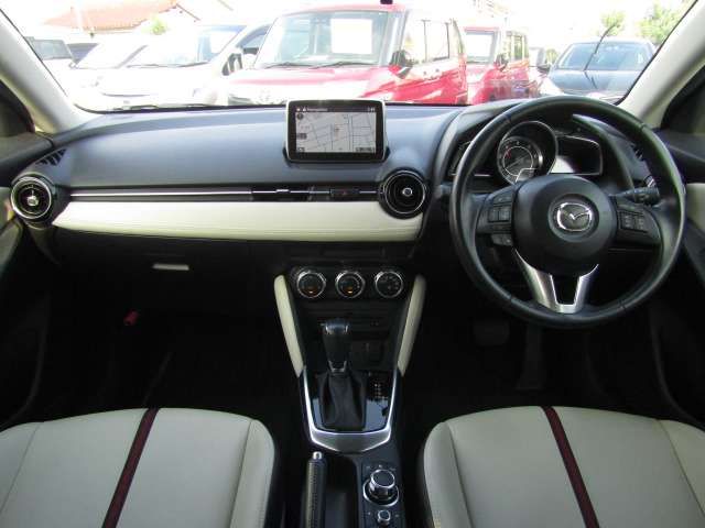 Mazda DEMIO 2015-12 25042-10
