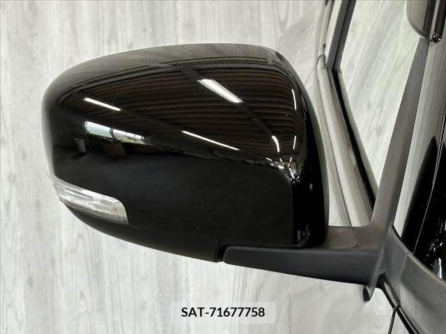 Suzuki SWIFT 2017-07 348495-29