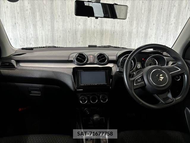 Suzuki SWIFT 2017-07 348495-1
