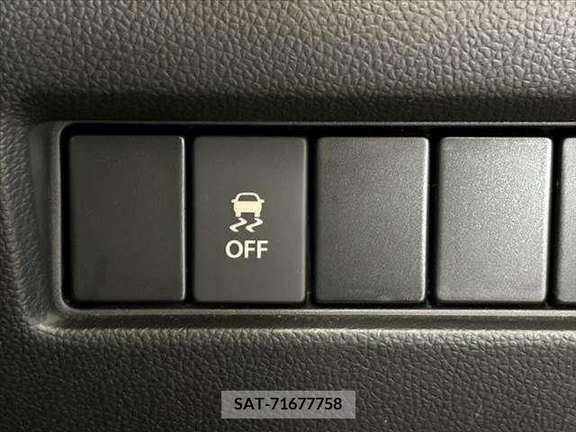 Suzuki SWIFT 2017-07 348495-25