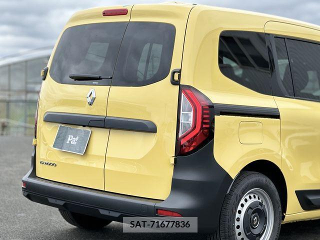 Renault KANGOO 2023-03 222869-23