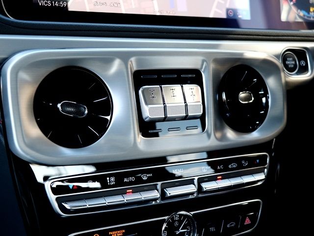 Mercedes Benz G-CLASS 2022-07 21936-23