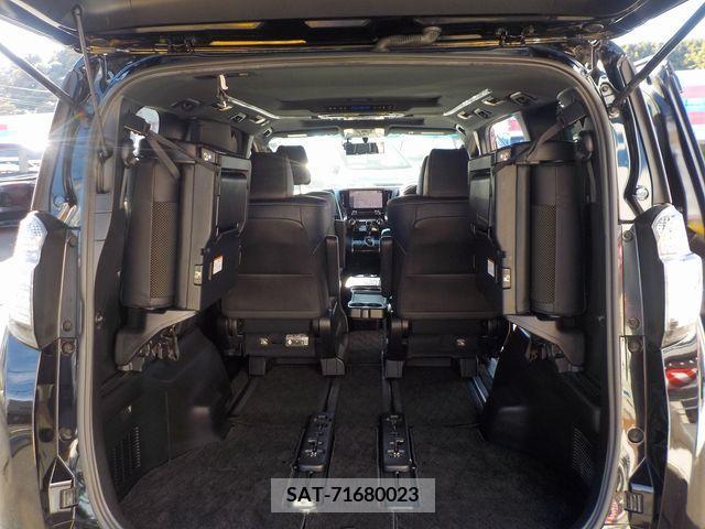 Toyota VELLFIRE 2017-10 215983-21