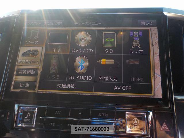 Toyota VELLFIRE 2017-10 215983-14