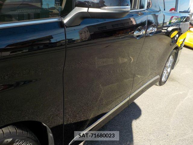 Toyota VELLFIRE 2017-10 215983-23