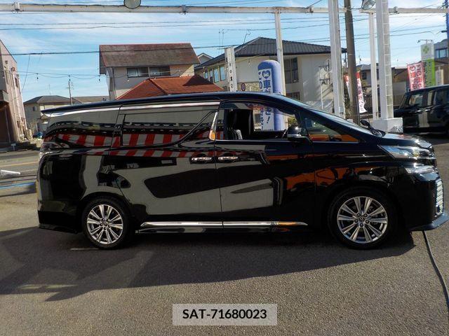 Toyota VELLFIRE 2017-10 215983-7