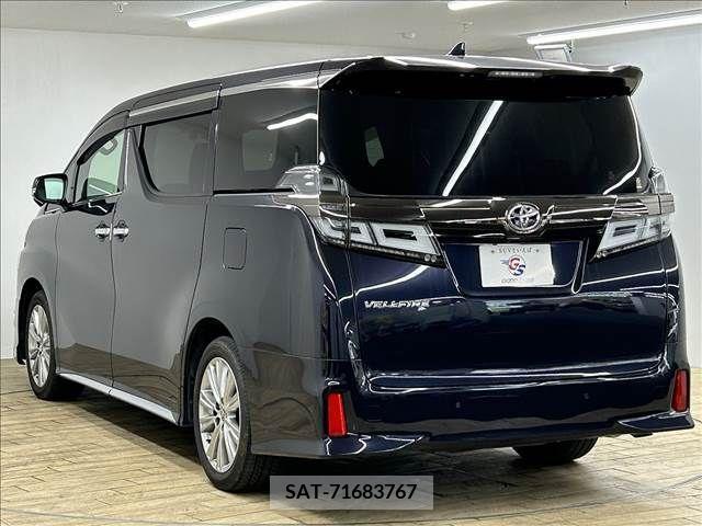 Toyota VELLFIRE 2020-11 242576-16