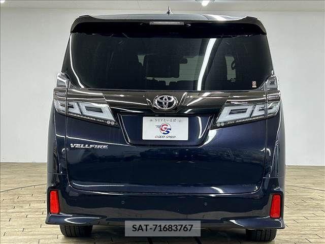 Toyota VELLFIRE 2020-11 242576-12