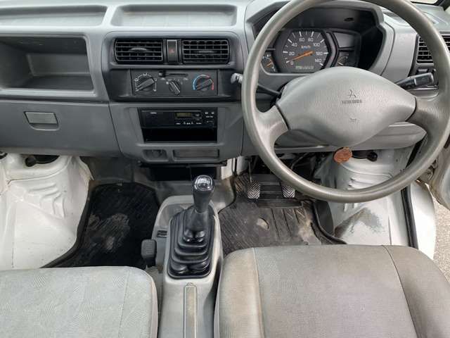 Mitsubishi MINICAB TRUCK 2004-01 2573-11