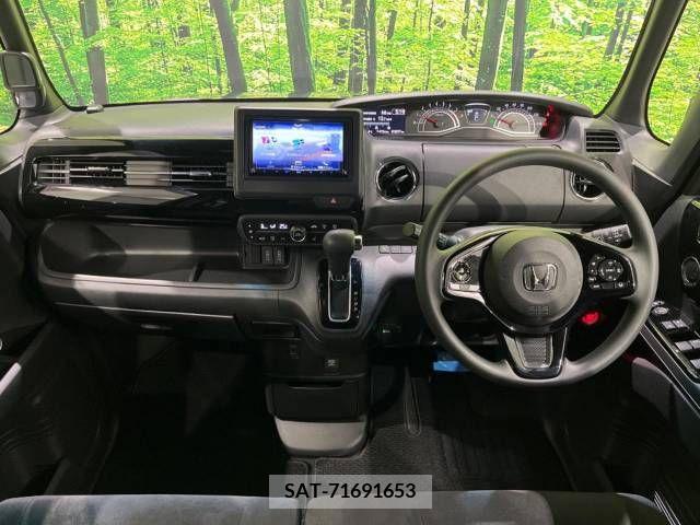Honda N BOX CUSTOM 2021-07 213605-1