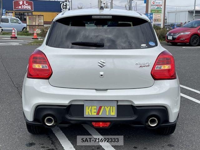 Suzuki SWIFT 2019-05 369054-5