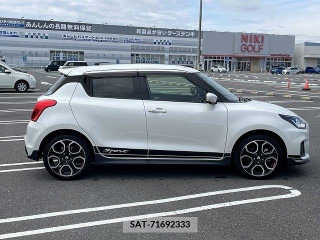Suzuki SWIFT 2019-05 369054-7