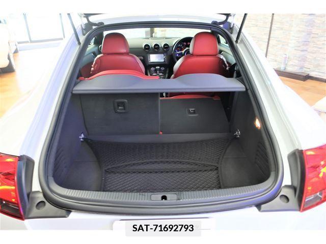 Audi TT 2013-12 379813-10