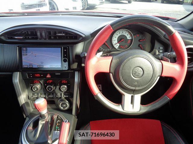 Toyota 86 2014-01 268089-1