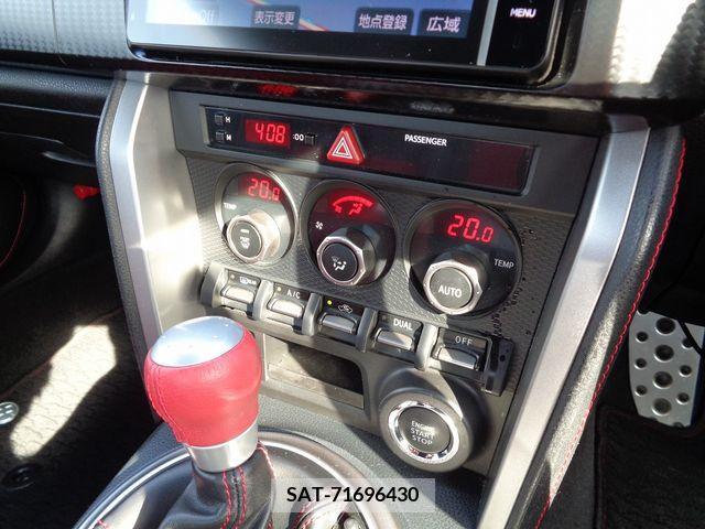 Toyota 86 2014-01 268089-18