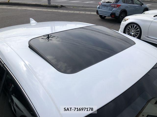 Lexus IS 2014-06 300080-14