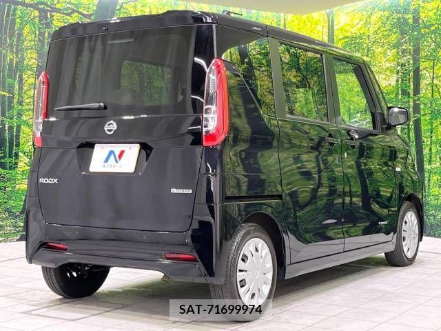 Nissan ROOX 2022-11 297938-17