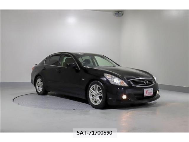 Nissan SKYLINE 2014-06 213718-1
