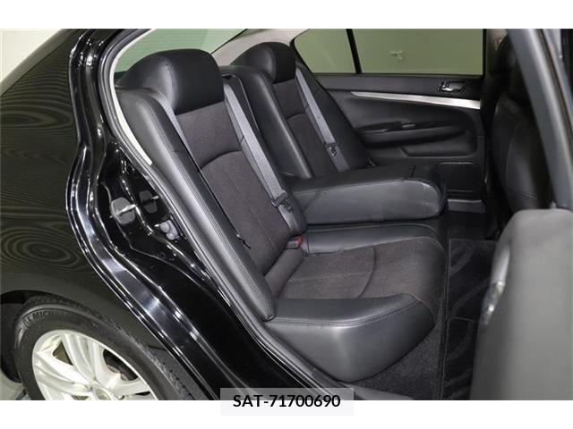 Nissan SKYLINE 2014-06 213718-17