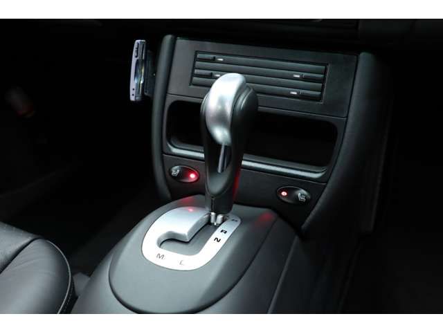 Porsche 911 2004-03 195016-14