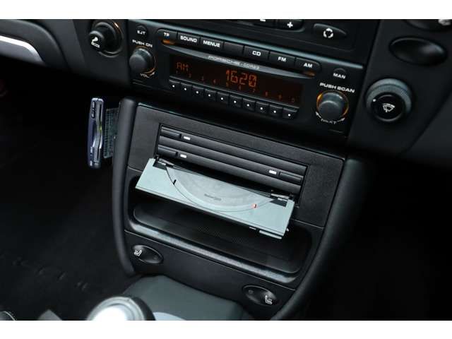 Porsche 911 2004-03 195016-16