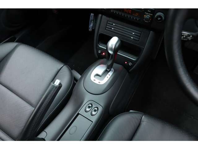 Porsche 911 2004-03 195016-13