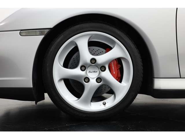Porsche 911 2004-03 195016-3