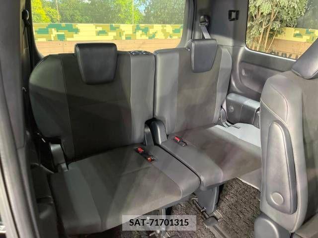 Toyota NOAH 2020-09 279485-10