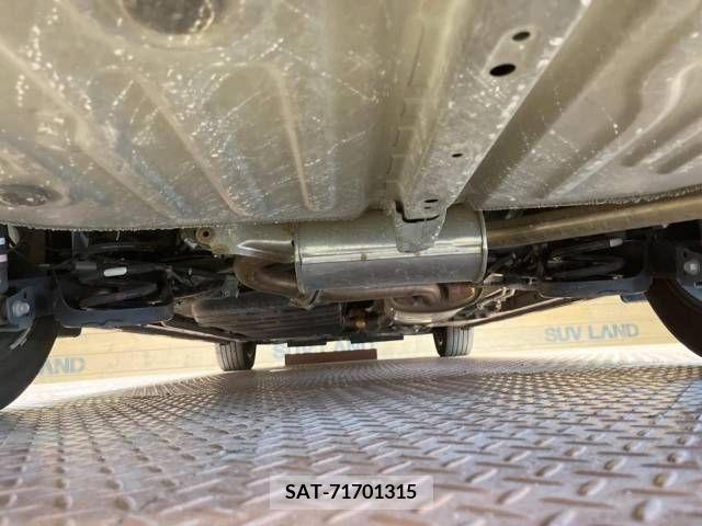 Toyota NOAH 2020-09 279485-18