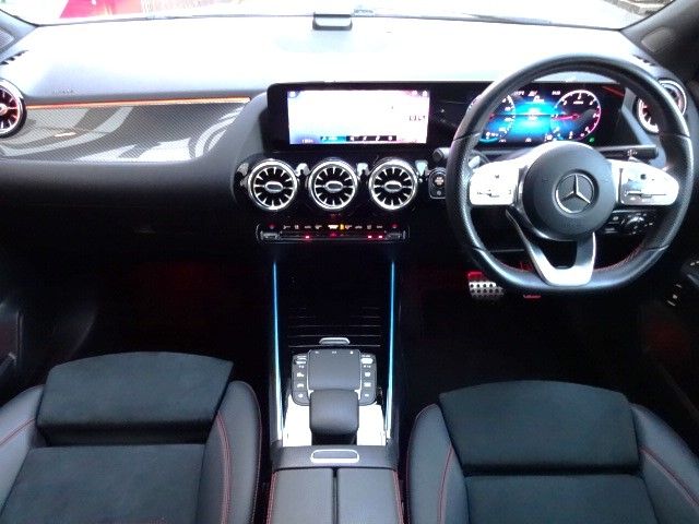 Mercedes Benz GLA-CLASS 2021-03 194184-18